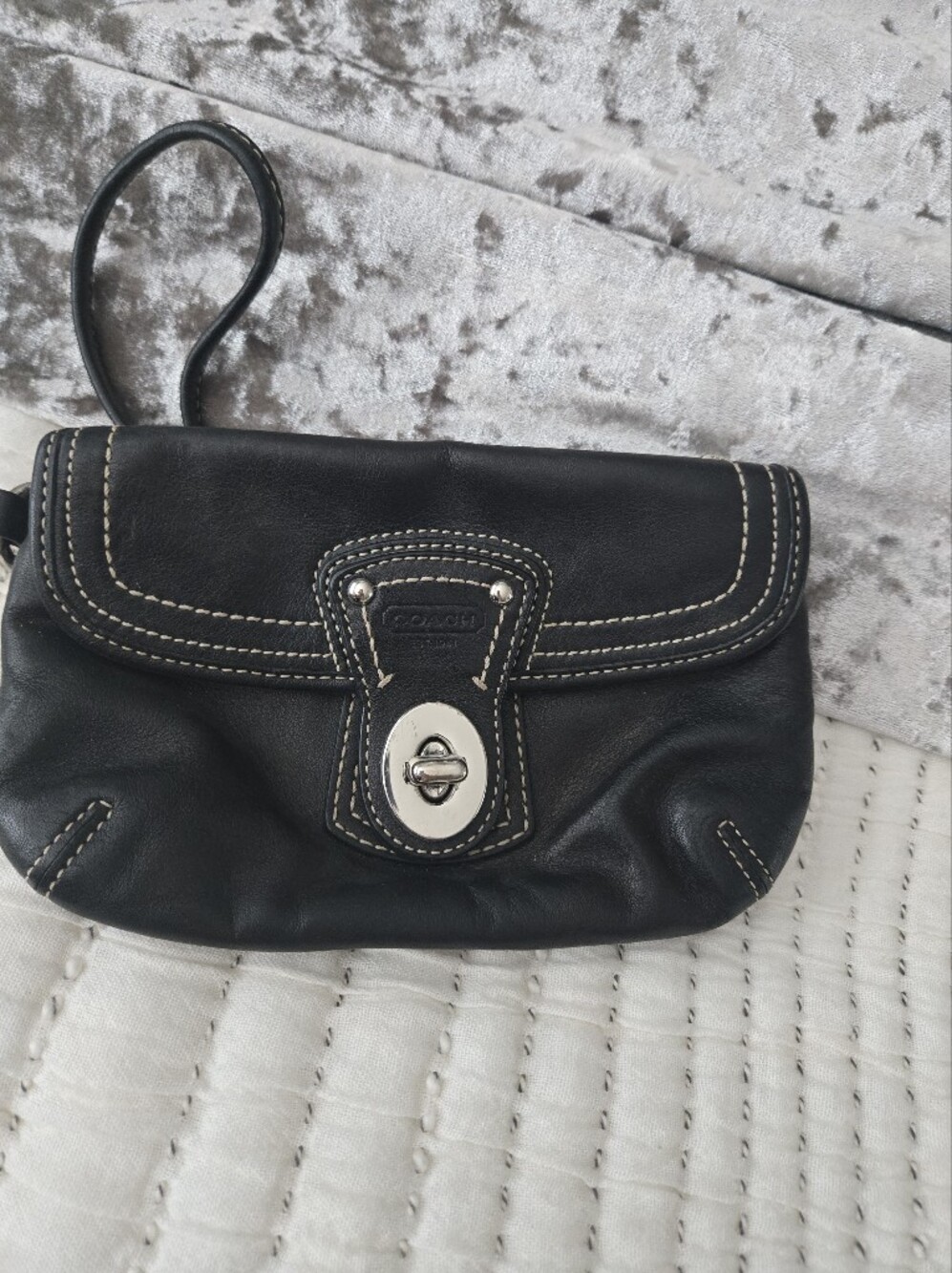 Coach Black Leather Turnlock Wristlet Clutch with Contrast Stitching